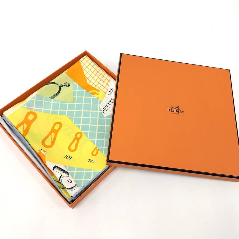 Hermes Carre 70 Scarf les Petits Papiers Silk Multicolor