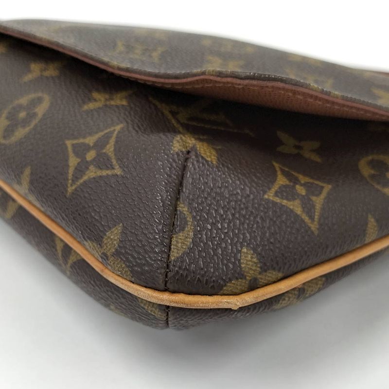 Louis Vuitton Musette Tango Shoulder Bag Monogram Short Strap