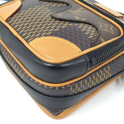 Louis Vuitton Amazon Messenger Collaboration Damier Giant Shoulder Bag