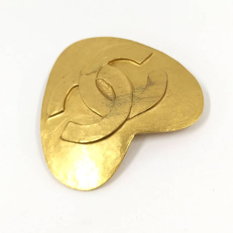 Chanel Brooch CC Gold