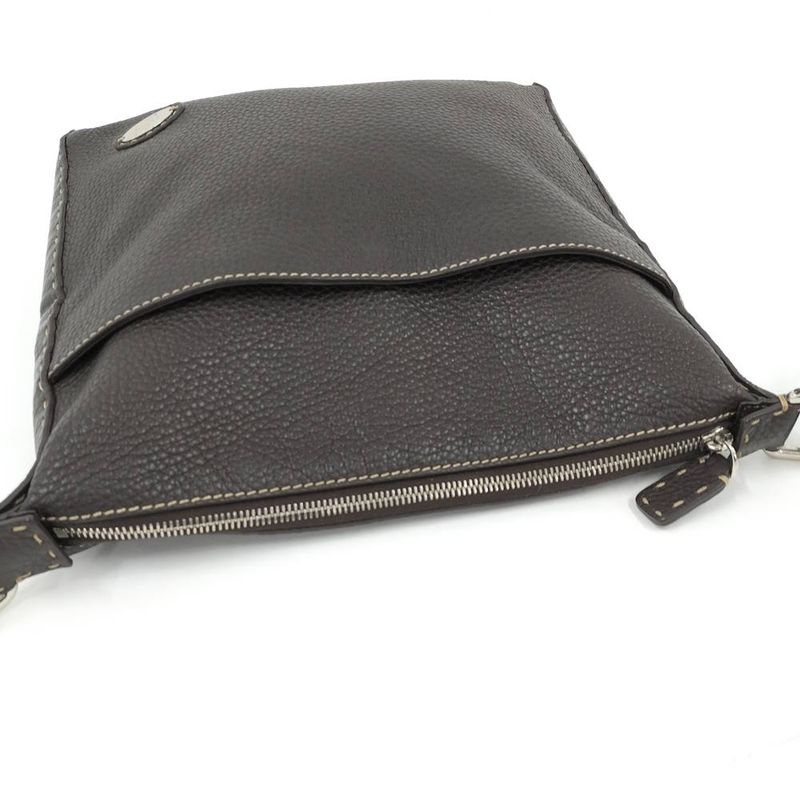 Fendi Selleria Shoulder Bag Leather Brown