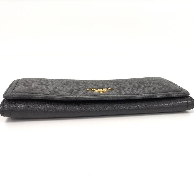 Prada Vitello Daino Wallet Leather Black