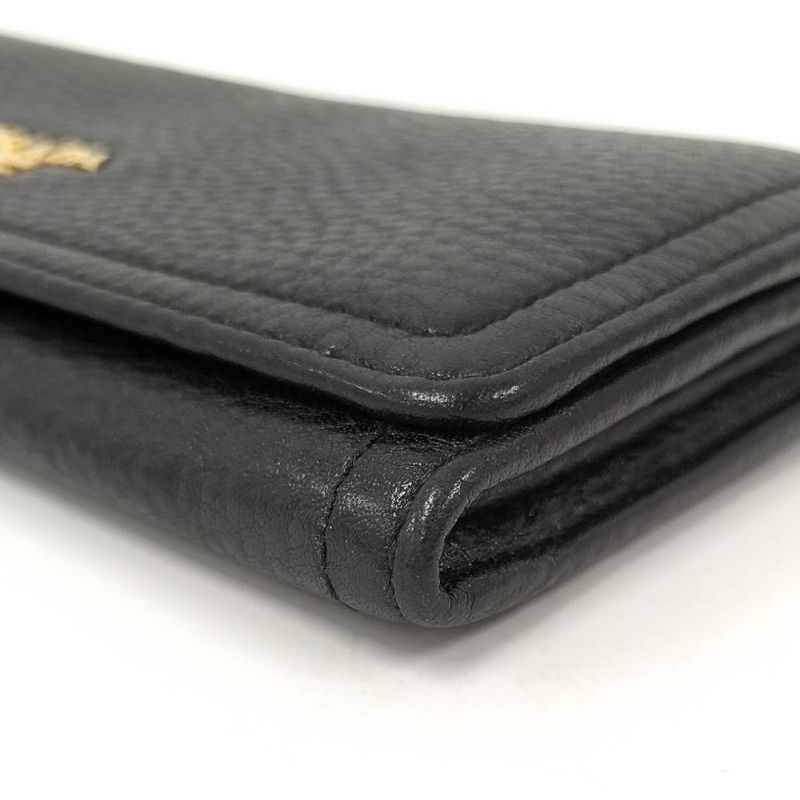Prada Vitello Daino Wallet Leather Black