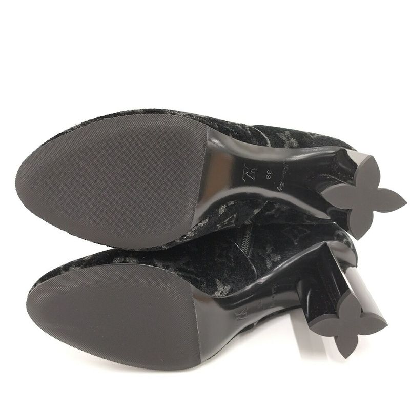 Louis Vuitton Short Boots Silhouette Line 39 Velour Black