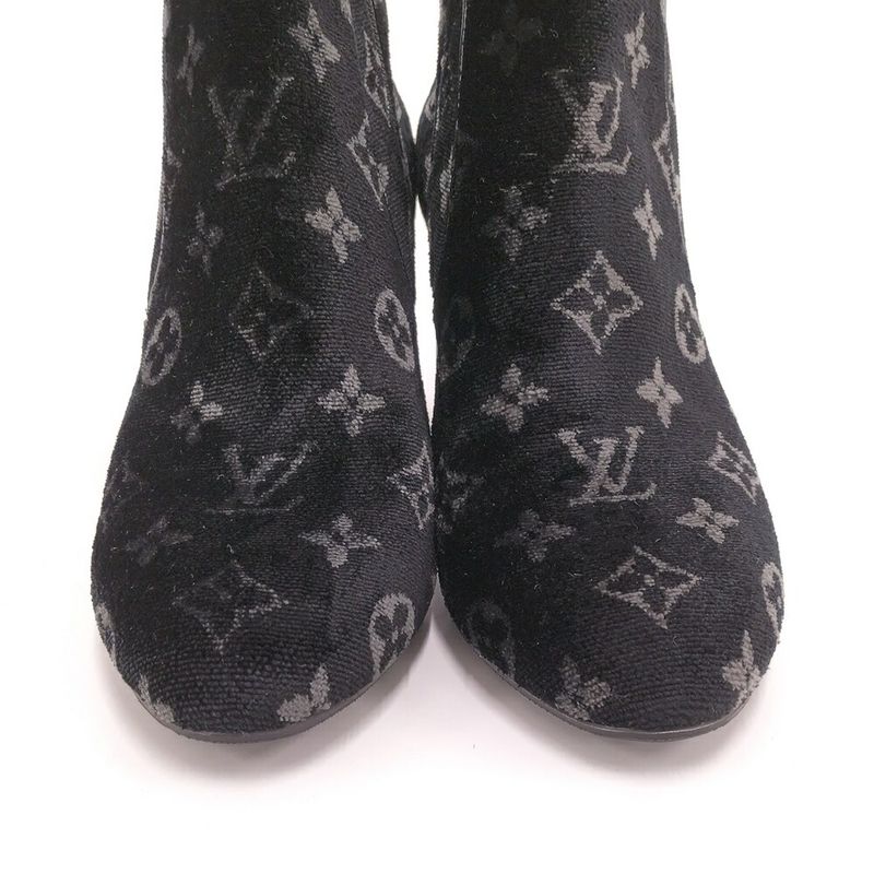 Louis Vuitton Short Boots Silhouette Line 39 Velour Black
