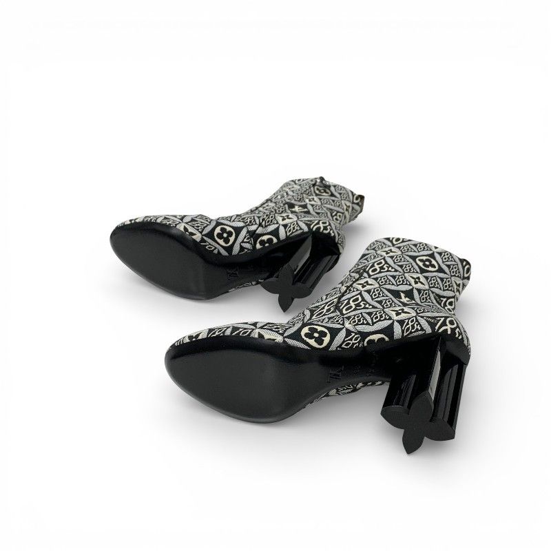 Louis Vuitton Silhouette Line Monogram Boots Short Shoes Fabric Black White
