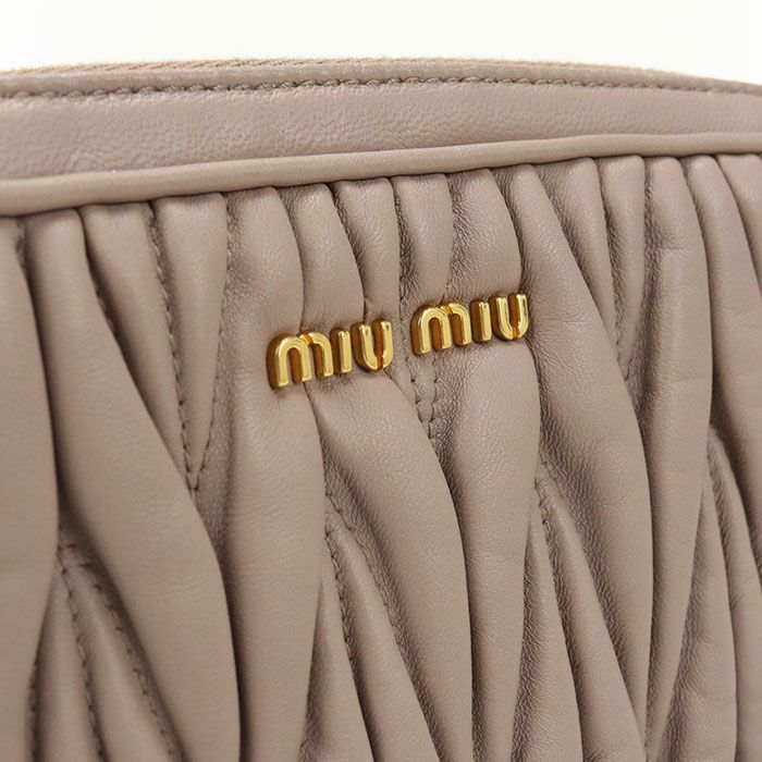 Miu Miu Miu Matelasse Shoulder Bag Leather