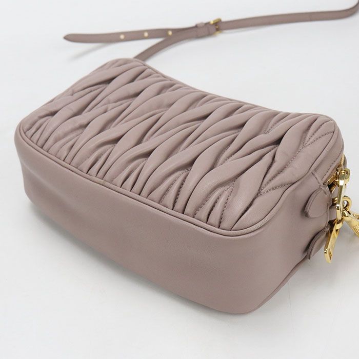 Miu Miu Miu Matelasse Shoulder Bag Leather