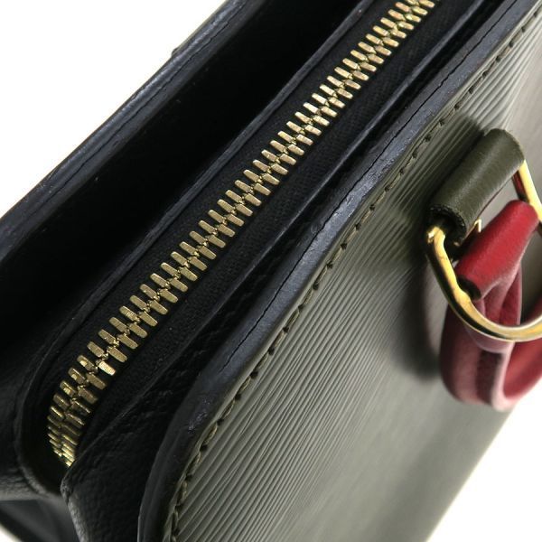 Louis Vuitton Epi Vano MM Messenger Bag