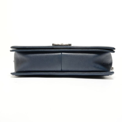 Chanel Shoulder Bag No 19