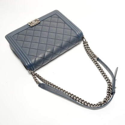 Chanel Shoulder Bag No 19