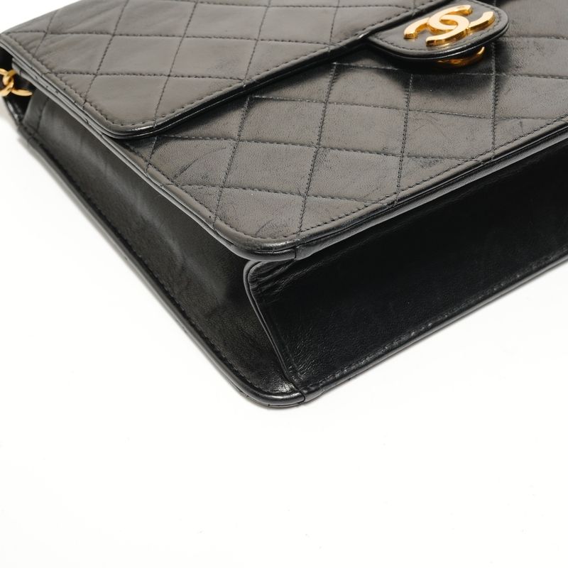 Chanel Shoulder Bag Lambskin Chain