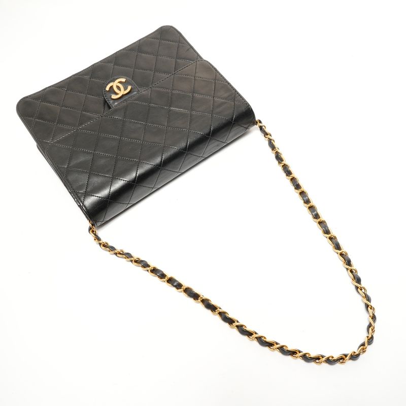 Chanel Shoulder Bag Lambskin Chain