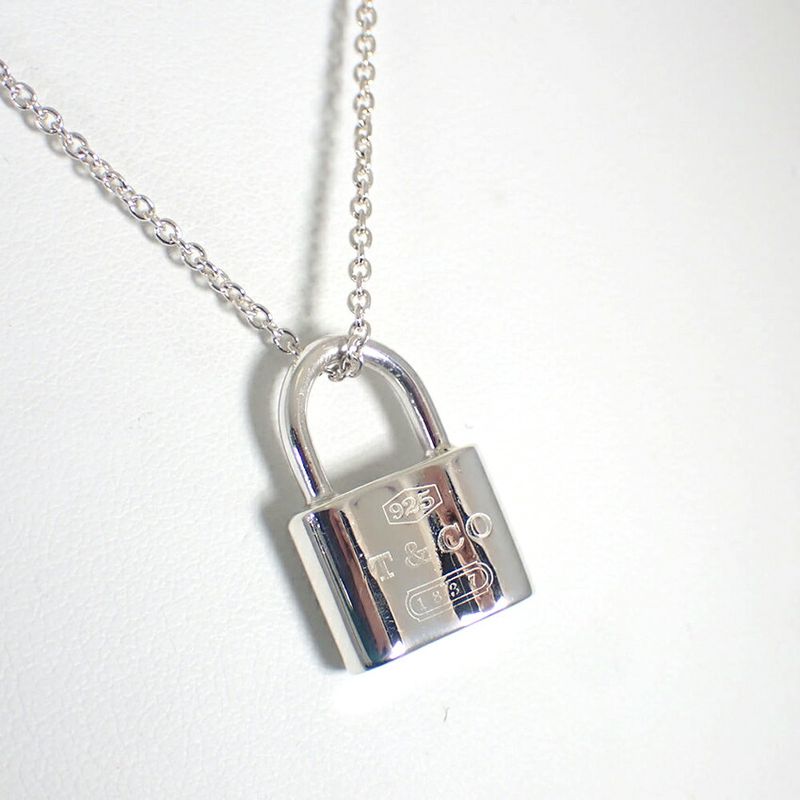 Tiffany & Co 925 Cadena Pendant