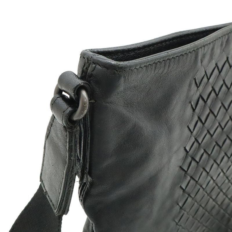 Bottega Veneta Intrecciato Shoulder Bag Crossbody Leather Black