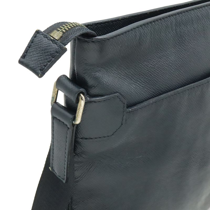 Louis Vuitton Taiga Sasha Shoulder Bag Crossbody Depth Bol Navy Silver