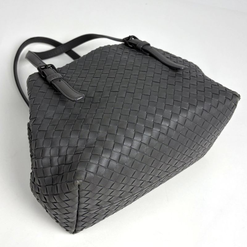 Bottega Veneta Intrecciato Handbag Nappa Braided Leather Gray