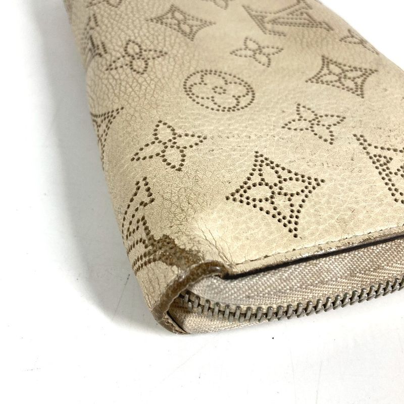 Louis Vuitton Wallet Zippy Monogram Mahina Leather Yvoire Beige