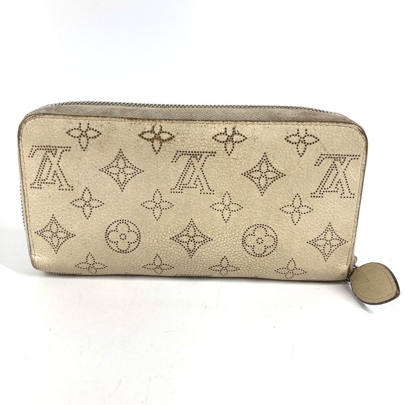 Louis Vuitton Wallet Zippy Monogram Mahina Leather Yvoire Beige
