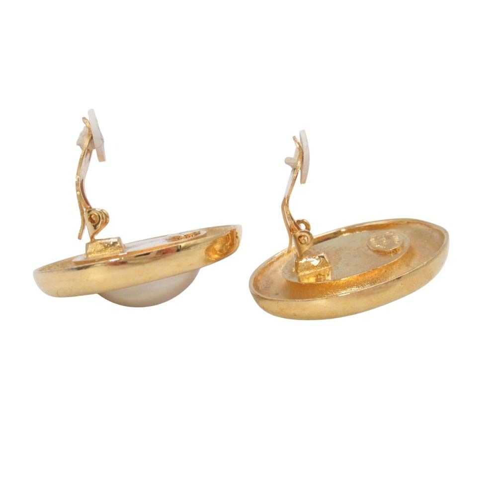 Chanel Vintage Circle Pearl Cambon Earrings Round