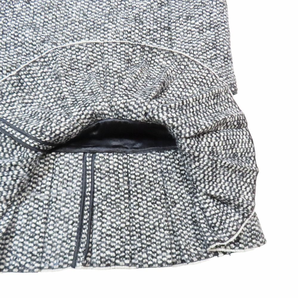 Dolce & Gabbana Tweed Dress Long Sleeve Short Length Pleated Skirt 38 White