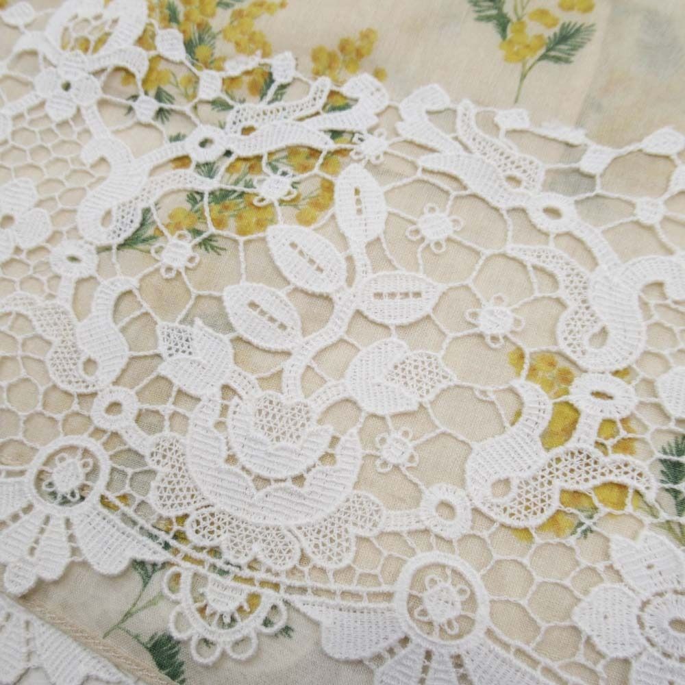 Dior Floral Shorts Crochet Lace Mimosa Bee Embroidery 36 Beige