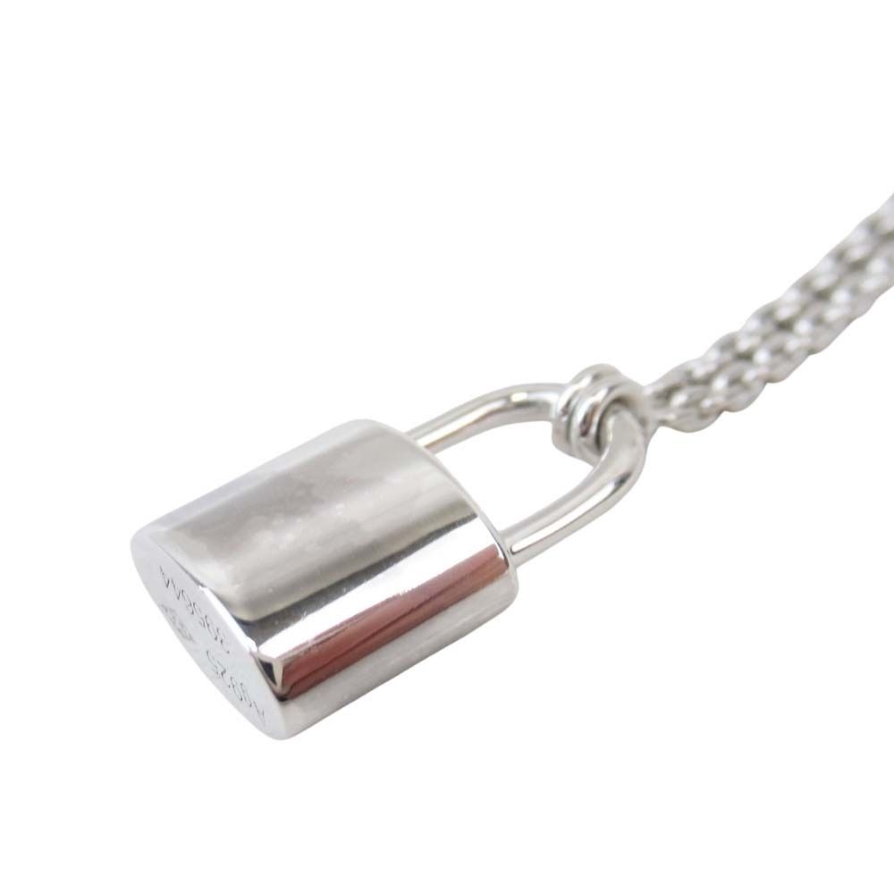 Louis Vuitton LV Logo Pendentif Lockit Necklace Padlock Silver