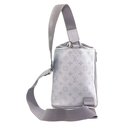Louis Vuitton Chokes Ring Belt Bag Monogram Canvas