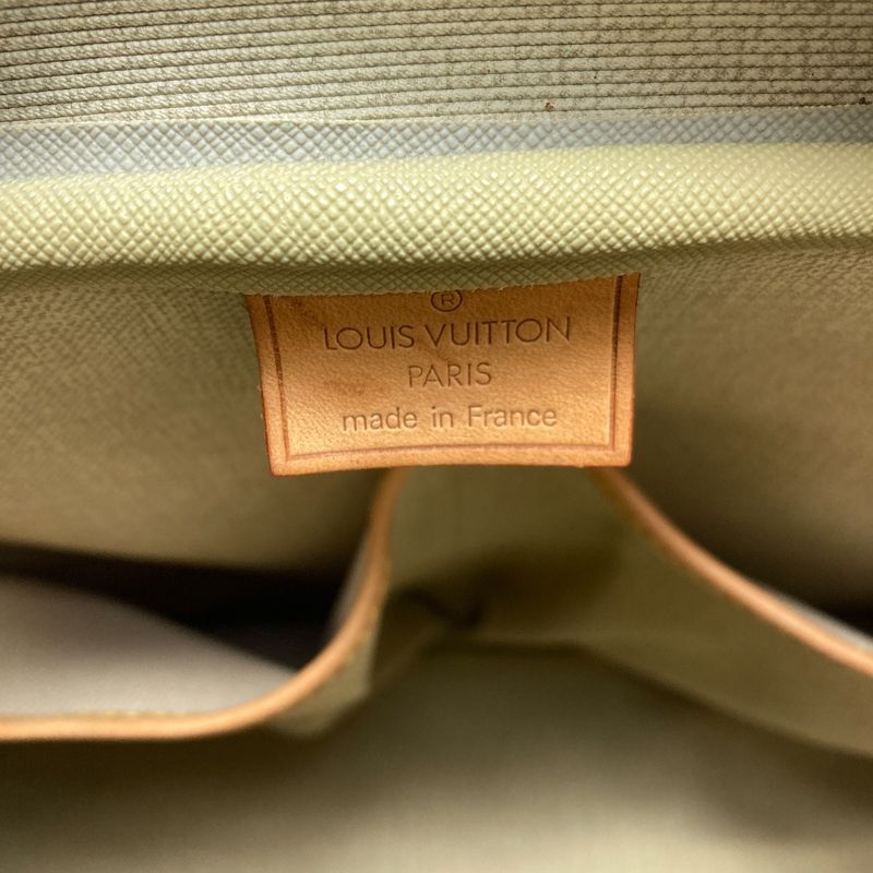 Louis Vuitton Deauville Handbag Monogram Canvas