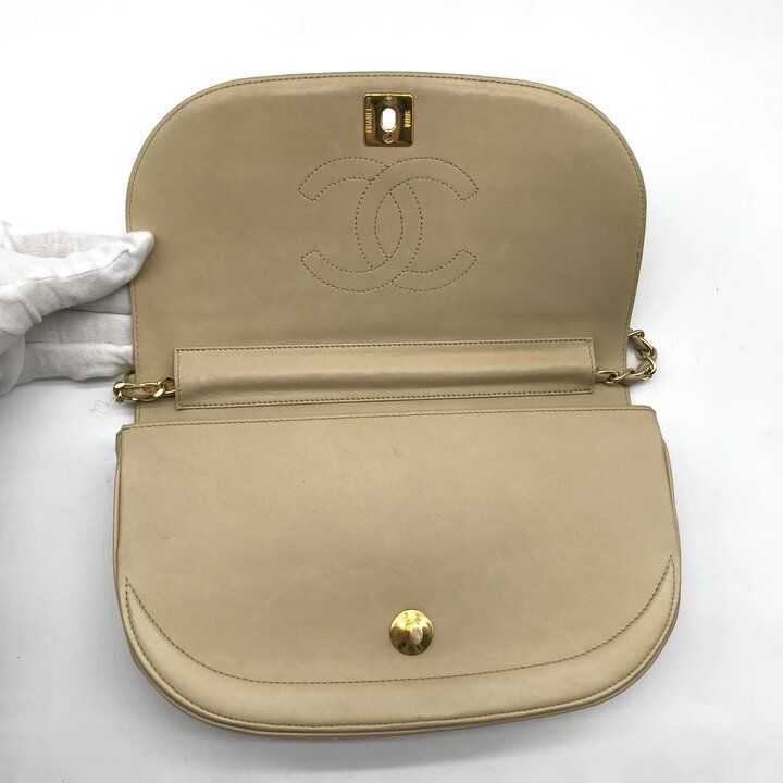 Chanel CC Logo Moon Turnlock Chain Shoulder Bag Lambskin Beige