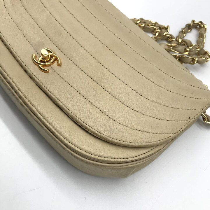 Chanel CC Logo Moon Turnlock Chain Shoulder Bag Lambskin Beige