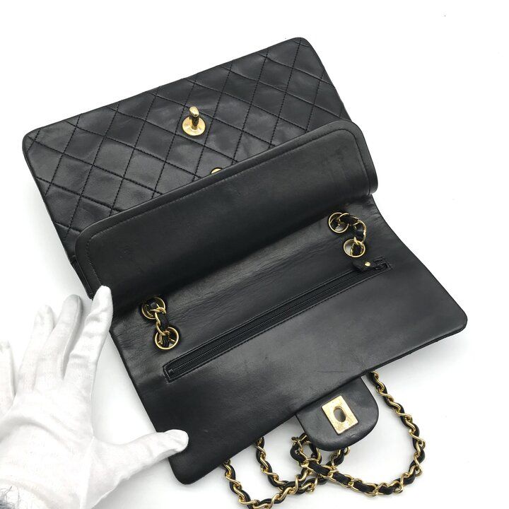 Chanel Quilted 25 CC Logo Double Flap Chain Shoulder Bag Lambskin Black