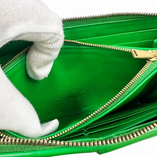 Bottega Veneta Maxi Intrecciato Cassette Zip Around Leather Wallet Green