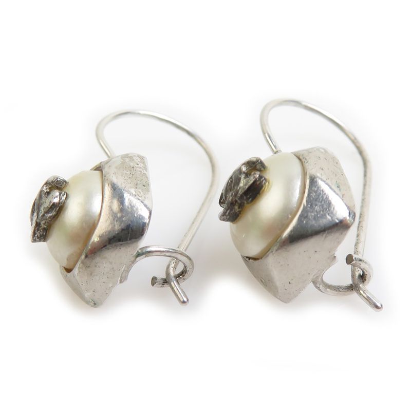 Chanel Earrings CC Logo
