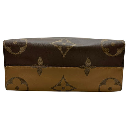 Louis Vuitton On The Go MM Tote Bag Brown Reverse Monogram Giant — view 4