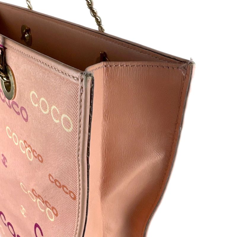 Chanel Handbag Pink