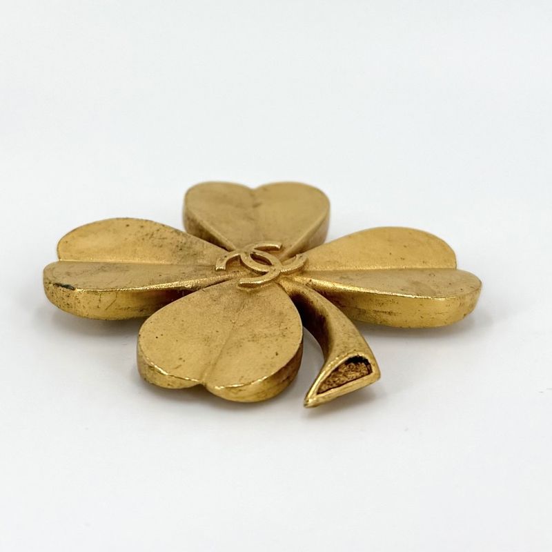 Chanel Brooch CC Logo Clover Vintage Gold Plated