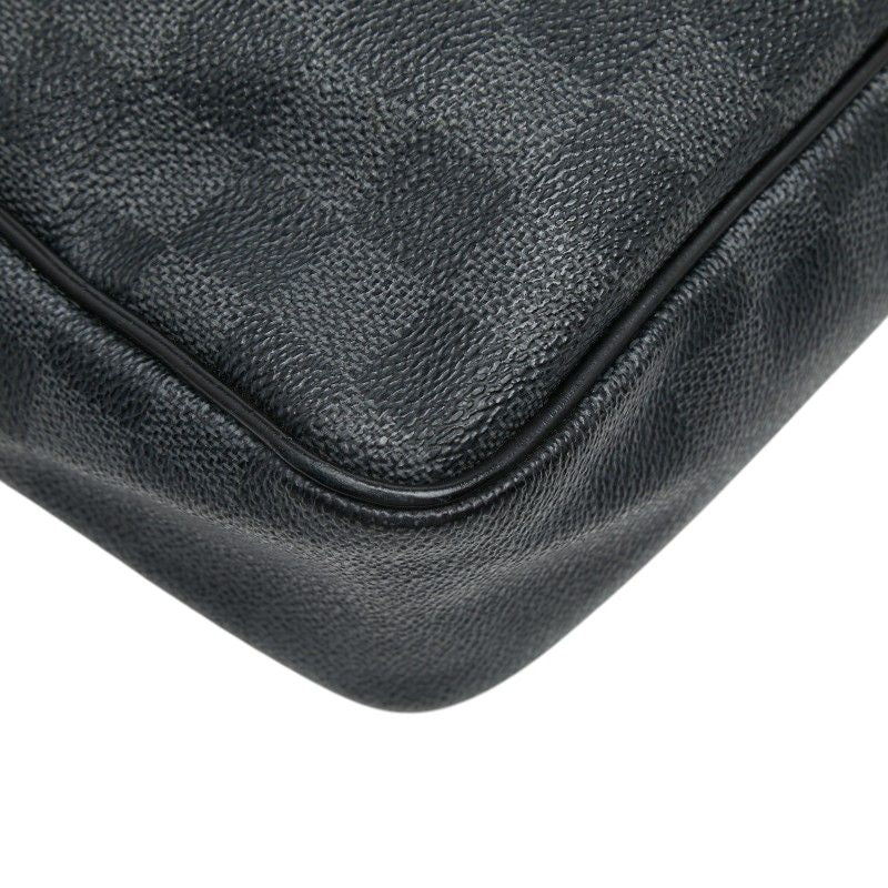 Louis Vuitton Damier Graphite Daniel MM Crossbody Shoulder Bag Black Leather