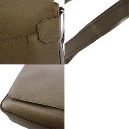 Louis Vuitton Taiga Roman PM Shoulder Bag Leather Gray YT