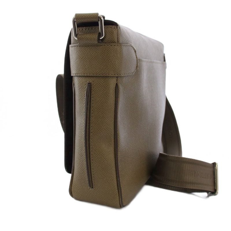 Louis Vuitton Taiga Roman PM Shoulder Bag Leather Gray YT
