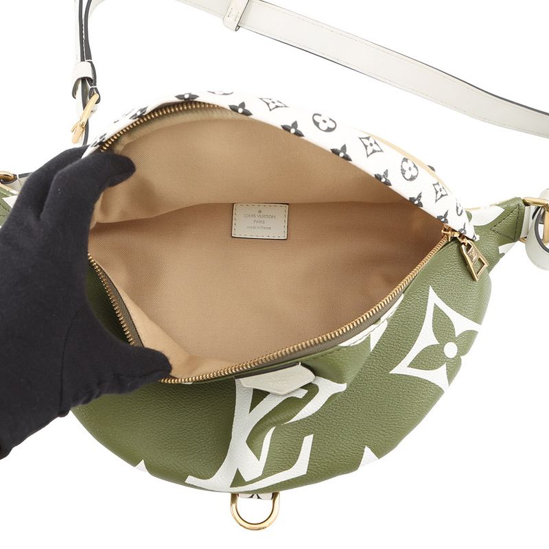 Louis Vuitton Belt Bag Monogram Giant Waist