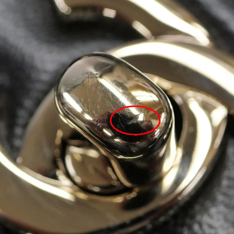 Chanel Heart Handbag Gold