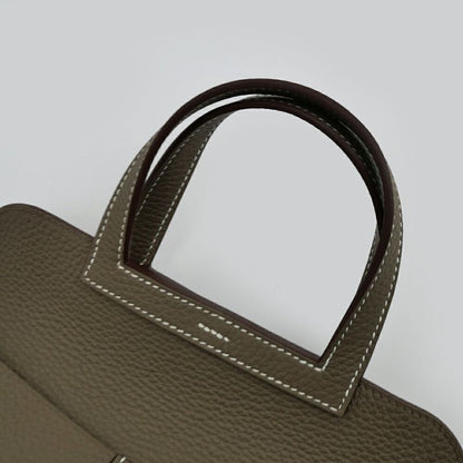 Hermes Halzan 25 Etoupe Silver Taurillon Clemence Leather Hand Bag with