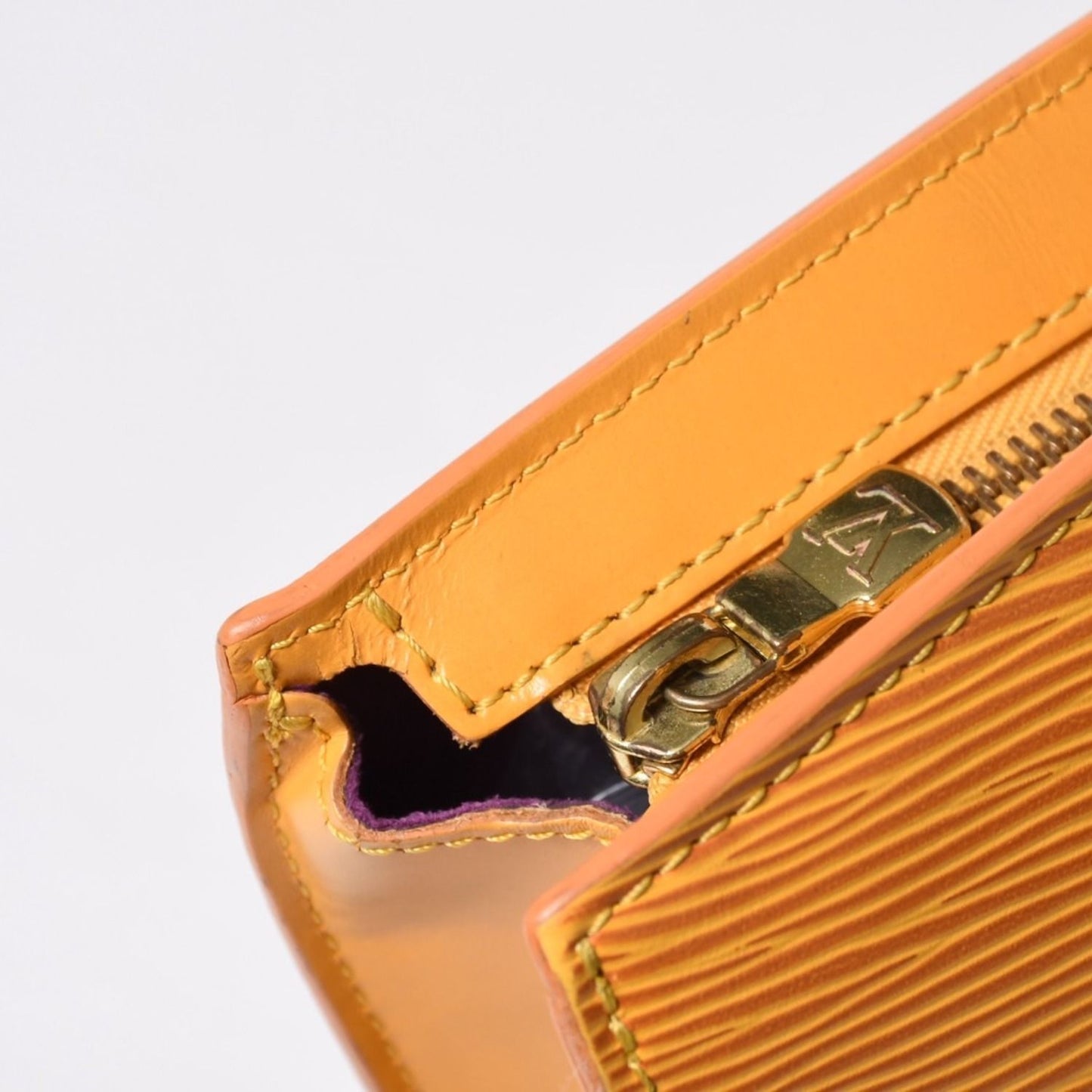 Louis Vuitton Saint Jacques PM Handbag Epi Leather Yellow Gold — view 6