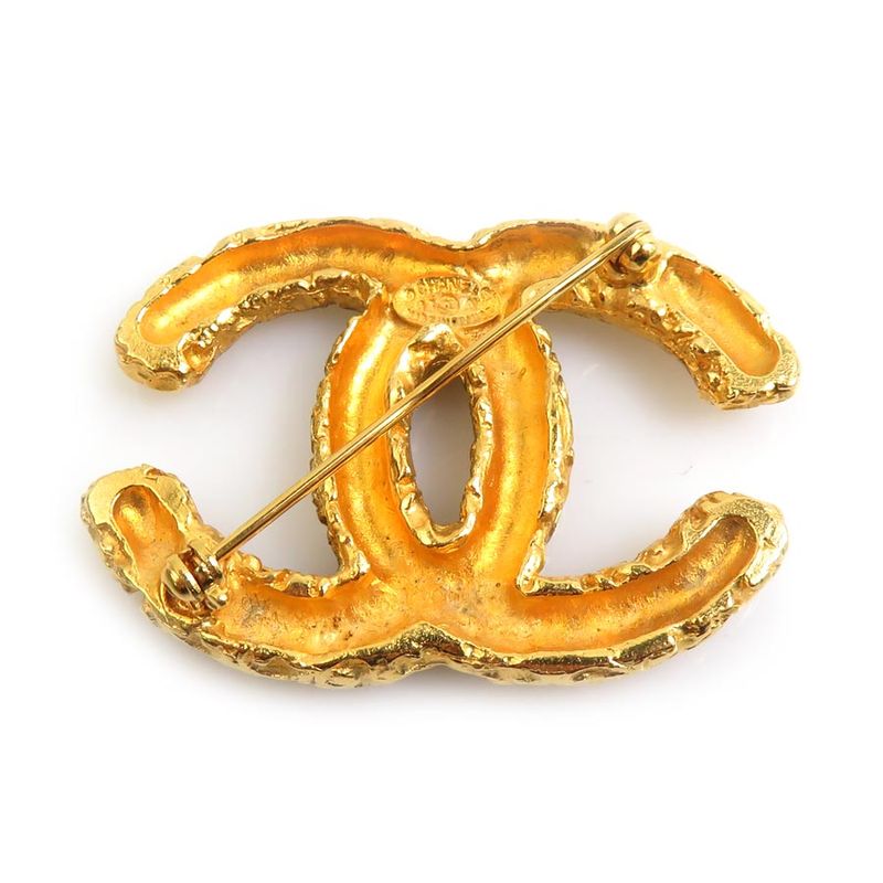 Chanel Brooch Lava Gold