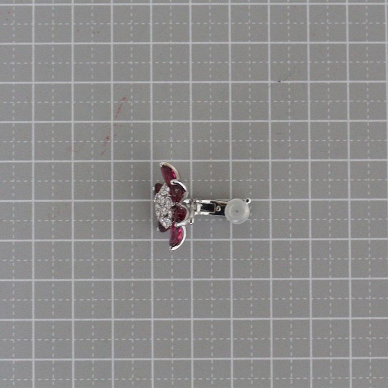 Van Cleef & Arpels Earrings 18k White Gold Diamond Ruby
