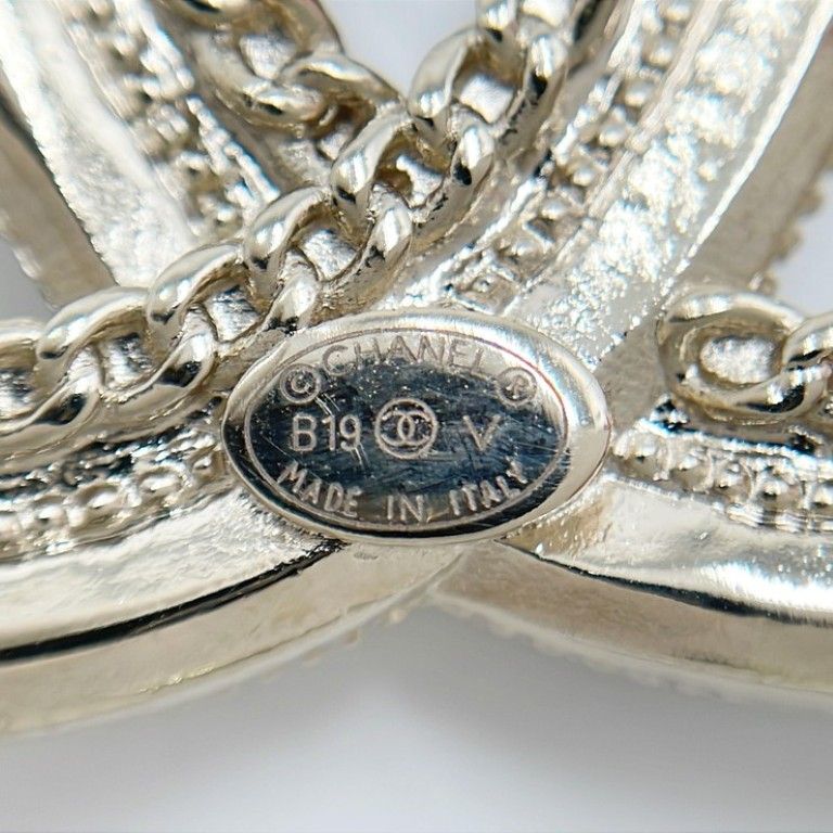 Chanel Brooch CC Logo Gold Pearl Line Stone