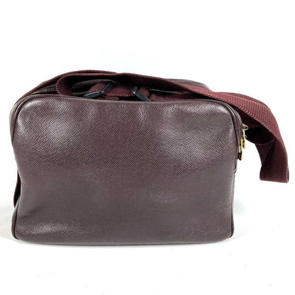 Louis Vuitton Shoulder Bag Reporter PM Taiga Leather Acajou Purple