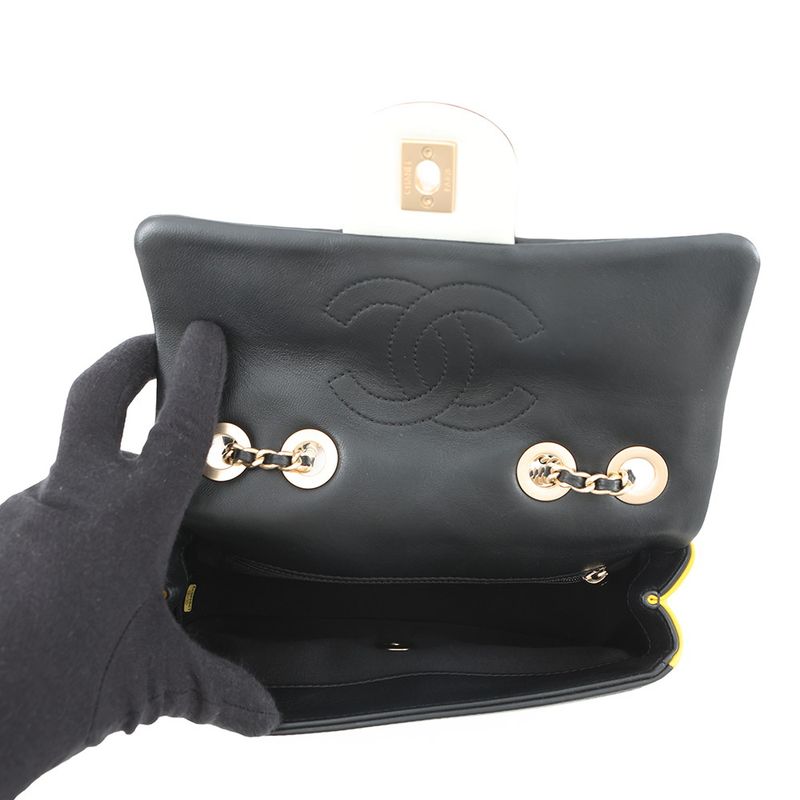 Chanel Chain Shoulder Bag Quilted CC Logo Cruise Line Lambskin