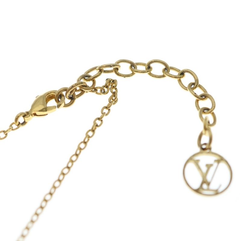 Louis Vuitton Essential Pendant Necklace Gold